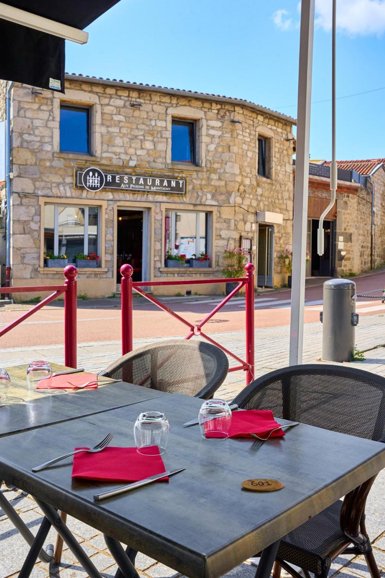 Bed and Breakfast Aux Prisons De Montagny Montagny  Esterno foto