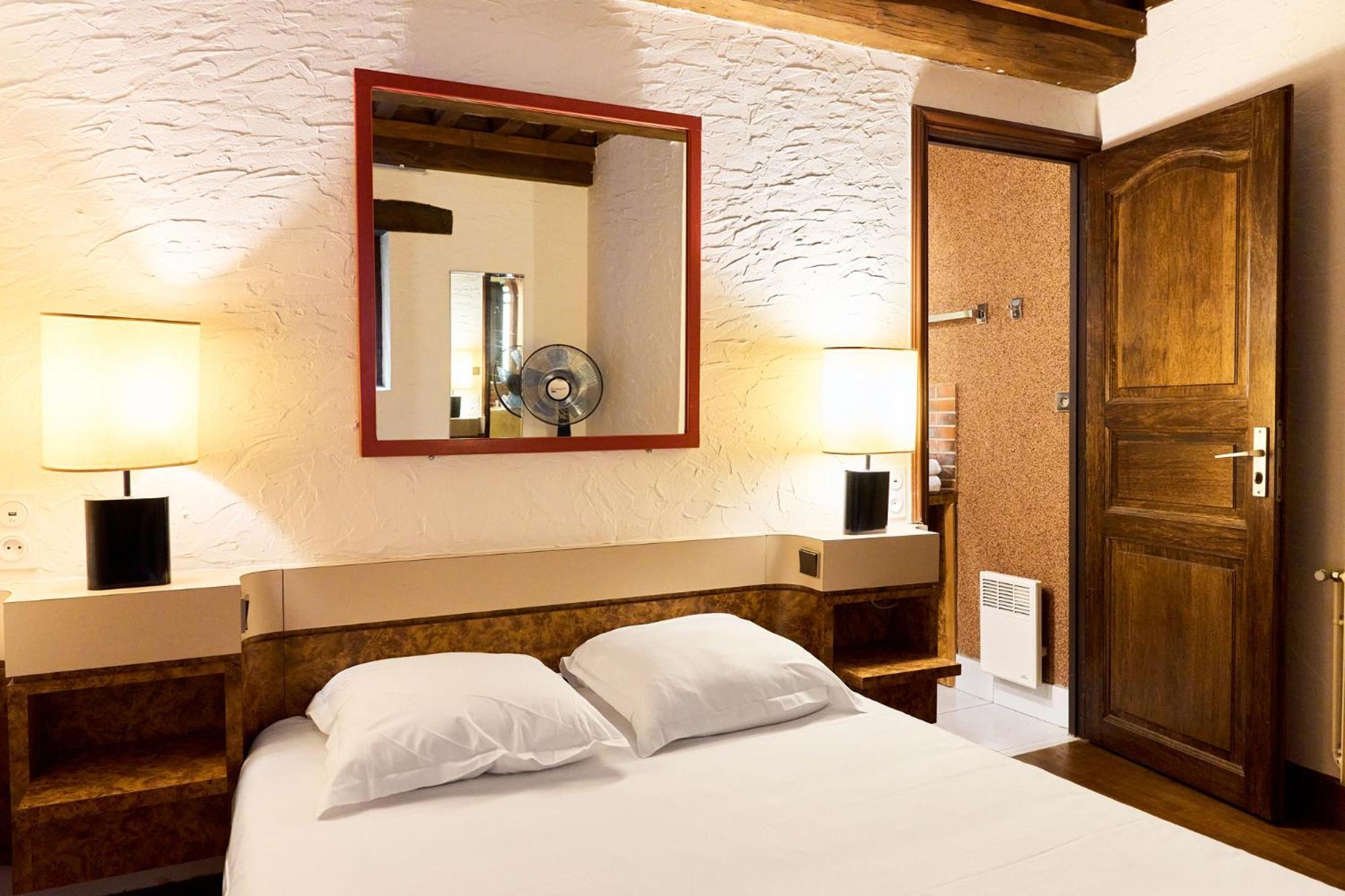 Bed and Breakfast Aux Prisons De Montagny Montagny  Esterno foto