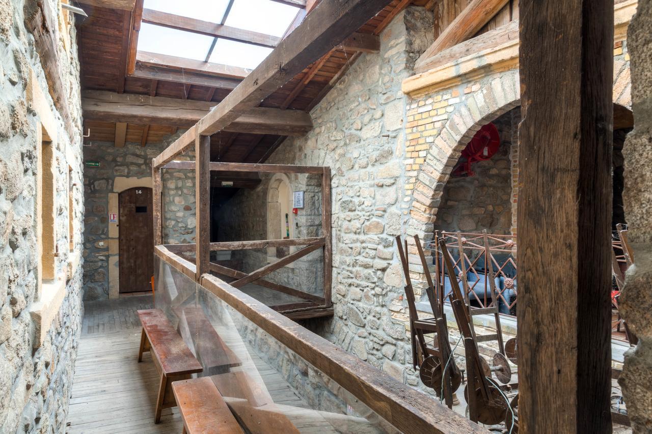 Bed and Breakfast Aux Prisons De Montagny Montagny  Esterno foto