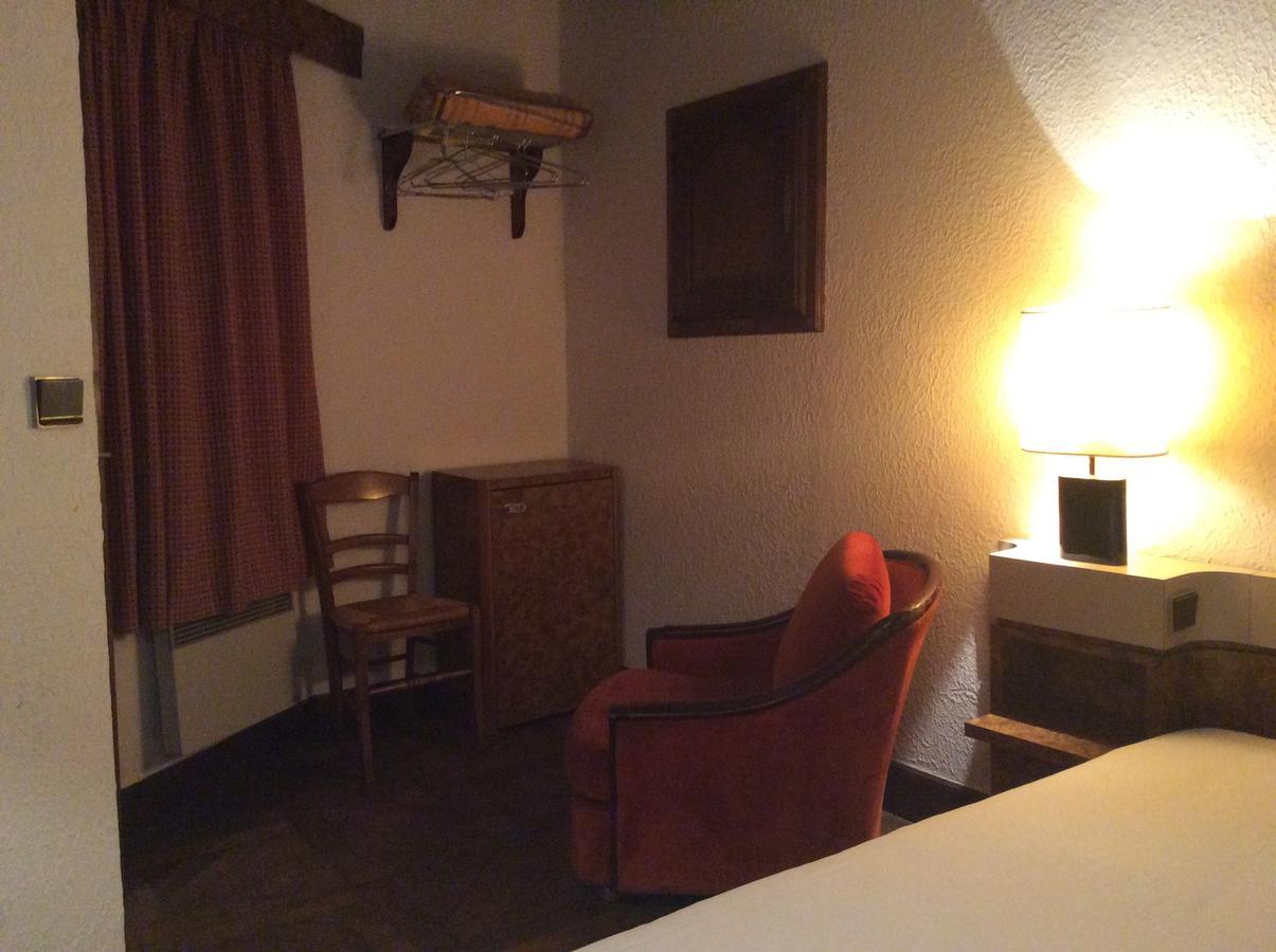 Bed and Breakfast Aux Prisons De Montagny Montagny  Esterno foto